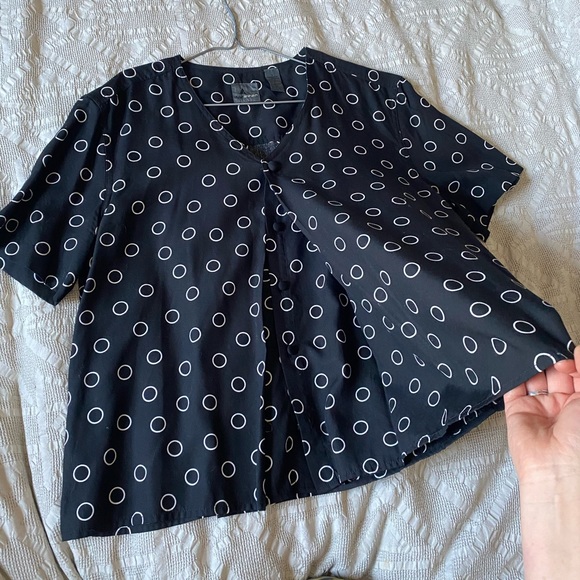 Vintage LizWear black and white circle top - Picture 2 of 5